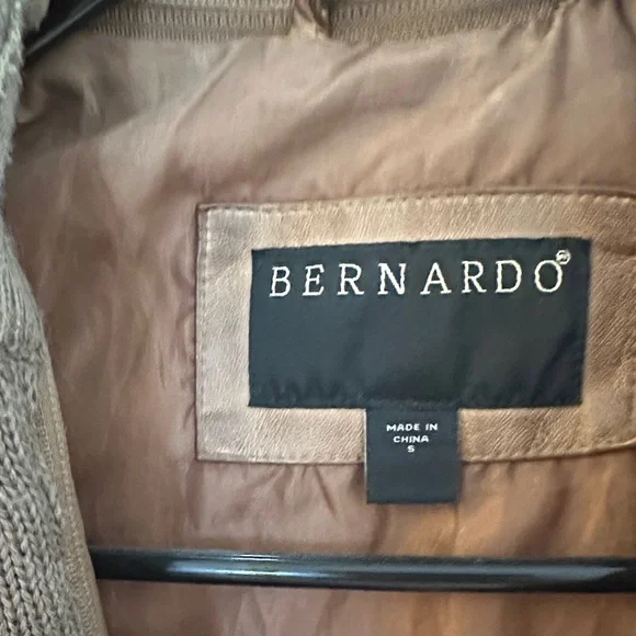 Bernardo Women's Brown Utility Jacket with Hood - Picture 2 of 3